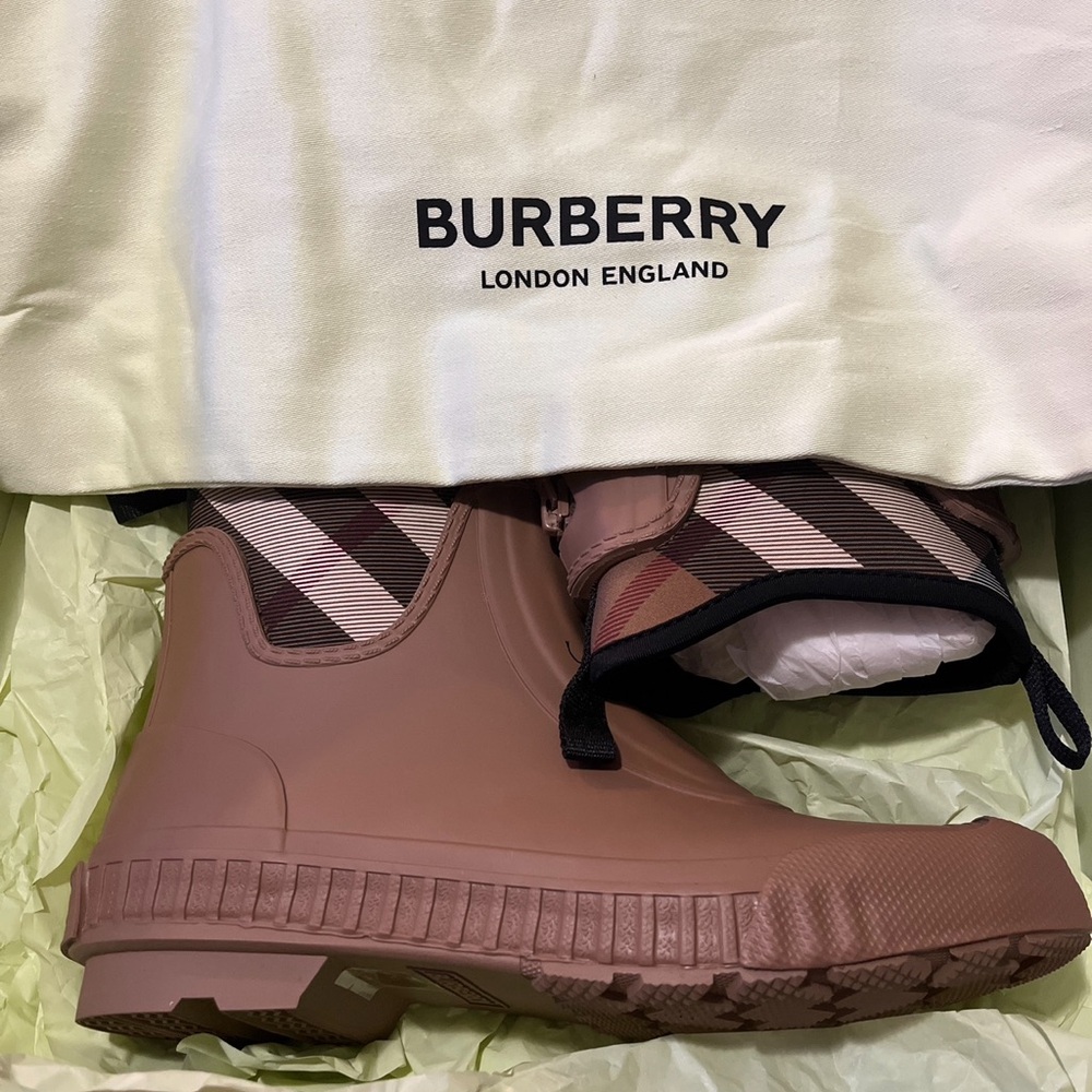 Burberry rain boots